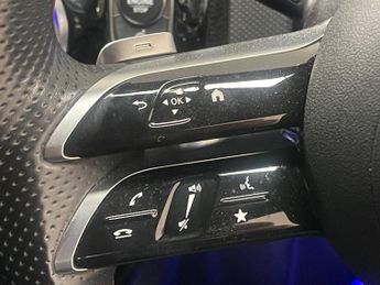 Mercedes-Benz A Class 1.3 A180h MHEV AMG Line (Executive) 7G-DCT Euro 6 (s/s) 5dr