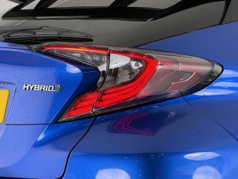Toyota C-HR 1.8 VVT-h Dynamic CVT Euro 6 (s/s) 5dr