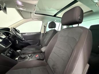 Volkswagen Tiguan 2.0 TDI SEL DSG 4Motion Euro 6 (s/s) 5dr