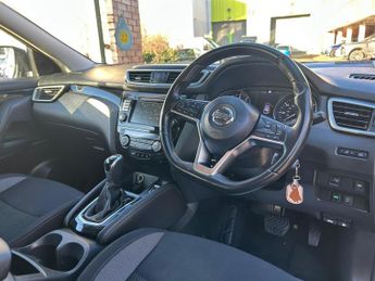 Nissan Qashqai 1.3 DIG-T Acenta Premium DCT Auto Euro 6 (s/s) 5dr