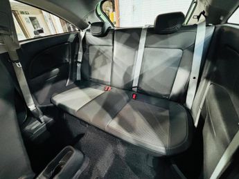Vauxhall Corsa 1.4i 16v Design 3dr (a/c)