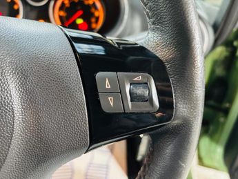 Vauxhall Corsa 1.4i 16v Design 3dr (a/c)