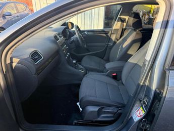 Volkswagen Golf 1.6 TDI BlueMotion Tech SE DSG Euro 5 (s/s) 5dr