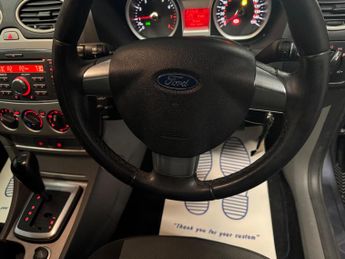 Ford Focus 1.6 Zetec 5dr
