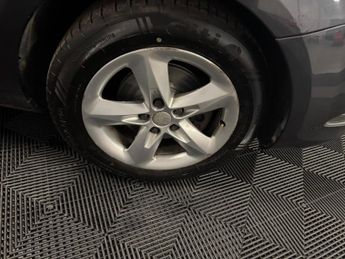 Ford Focus 1.6 Zetec 5dr