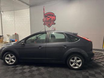Ford Focus 1.6 Zetec 5dr