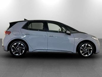 Volkswagen ID.3 Pure Performance 45kWh Style Hatchback 5dr Electric Auto (150 ps