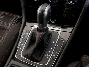 Volkswagen Golf 2.0 TSI GTI Hatchback 5dr Petrol DSG Euro 6 (s/s) (230 ps)