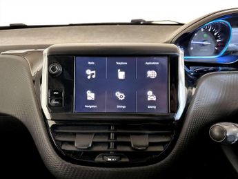 Peugeot 2008 1.2 PureTech Allure SUV 5dr Petrol Manual Euro 6 (s/s) (110 ps)