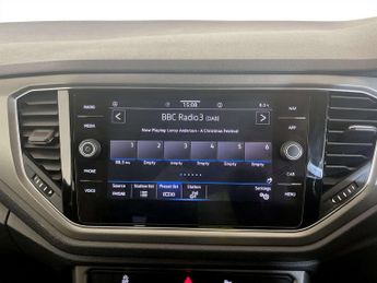 Volkswagen T-Roc 1.0 TSI Design SUV 5dr Petrol Manual Euro 6 (s/s) (110 ps)