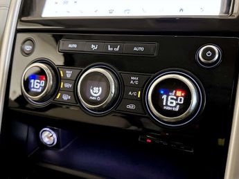 Land Rover Discovery 2.0 SD4 HSE Luxury SUV 5dr Diesel Auto 4WD Euro 6 (s/s) (240 ps)