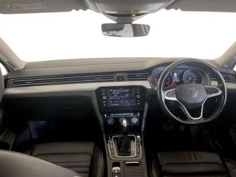 Volkswagen Passat 2.0 TDI EVO SEL Estate 5dr Diesel DSG Euro 6 (s/s) (150 ps)