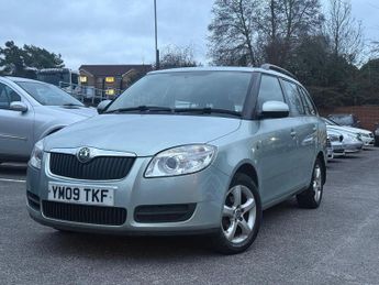 Skoda Fabia 1.6 16V 2 Estate 5dr Petrol Tiptronic (180 g/km, 105 bhp)