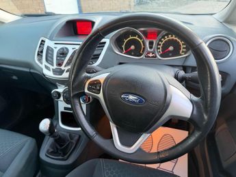 Ford Fiesta 1.25 Zetec 5dr