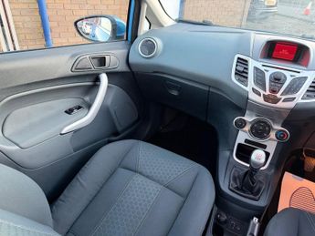 Ford Fiesta 1.25 Zetec 5dr