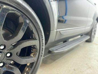 Land Rover Range Rover Evoque 2.2 SD4 Pure Tech Auto 4WD Euro 5 (s/s) 5dr