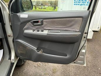 Toyota Hilux 2.5 D-4D HL2 4WD 4dr