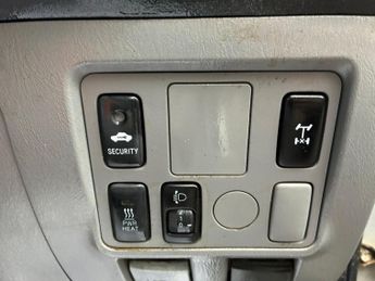 Toyota Hilux 2.5 D-4D HL2 4WD 4dr