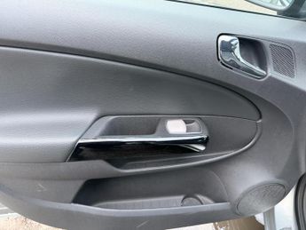 Vauxhall Corsa 1.4i 16v SE Hatchback 5dr Petrol Automatic (a/c) (138 g/km, 99 b