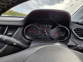 Vauxhall Grandland X 1.5 Turbo D BlueInjection Sport Nav Auto Euro 6 (s/s) 5dr