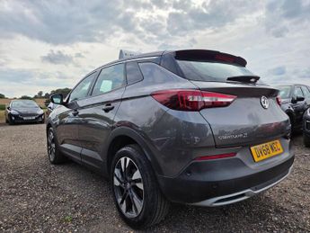 Vauxhall Grandland X 1.5 Turbo D BlueInjection Sport Nav Auto Euro 6 (s/s) 5dr