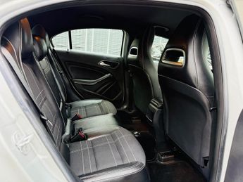 Mercedes-Benz A Class 1.6 A180 Sport Hatchback 5dr Petrol 7G-DCT Euro 6 (s/s) (122 ps)