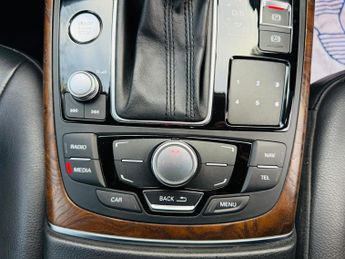 Audi A6 Avant 2.8 FSI V6 S Tronic quattro (s/s) 5dr