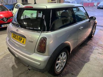 MINI Hatch 1.6 One CVT Euro 3 3dr