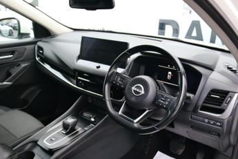 Nissan Qashqai 1.3 DIG-T MHEV N-Connecta XTRON Euro 6 (s/s) 5dr