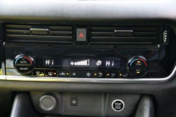 Nissan Qashqai 1.3 DIG-T MHEV N-Connecta XTRON Euro 6 (s/s) 5dr