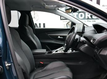 Peugeot 3008 1.6 13.2kWh Allure e-EAT Euro 6 (s/s) 5dr