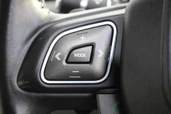 Land Rover Range Rover Evoque 2.0 TD4 SE Auto 4WD Euro 6 (s/s) 5dr