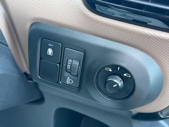 Citroen C4 Cactus 1.2 PureTech Flair ETG5 Euro 6 (s/s) 5dr