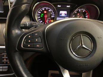 Mercedes-Benz GLA 1.6 GLA200 SE 7G-DCT Euro 6 (s/s) 5dr