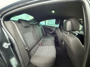 Vauxhall Insignia 2.0 CDTi SRi VX Line Nav Auto Euro 5 5dr