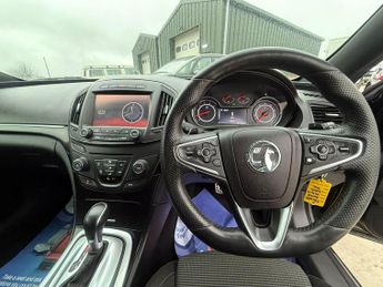Vauxhall Insignia 2.0 CDTi SRi VX Line Nav Auto Euro 5 5dr