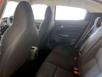 Nissan Juke 1.0 DIG-T Acenta SUV 5dr Petrol DCT Auto Euro 6 (s/s) (114 ps)