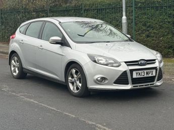 Ford Focus 1.6 TDCi ECOnetic Zetec Euro 5 (s/s) 5dr