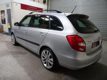 Skoda Fabia 1.4 TSI vRS DSG Euro 5 5dr