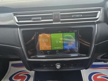 MG MG5 61.1kWh Excite Long Range Auto 5dr