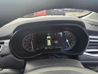 MG MG5 61.1kWh Excite Long Range Auto 5dr