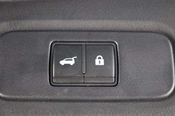 Nissan Qashqai 1.3 DIG-T MHEV Tekna XTRON Euro 6 (s/s) 5dr