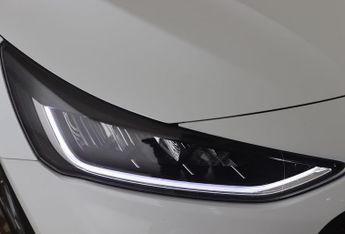 Ford Focus 1.0T EcoBoost ST-Line Euro 6 (s/s) 5dr