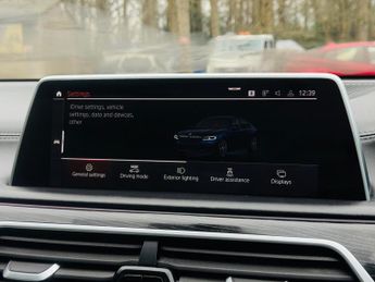 BMW 7 Series 3.0 730d MHT M Sport Auto xDrive Euro 6 (s/s) 4dr