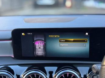 Mercedes-Benz CLA 1.3 CLA180h MHEV AMG Line (Premium) Coupe 7G-DCT Euro 6 (s/s) 4d