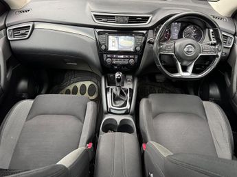 Nissan Qashqai 1.2 DIG-T N-Connecta XTRON Euro 6 (s/s) 5dr