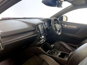 Volvo XC40 1.5 T3 R-Design Pro SUV 5dr Petrol Manual Euro 6 (s/s) (156 ps)