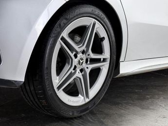Mercedes-Benz A Class 2.0 A220 AMG Line 7G-DCT Euro 6 (s/s) 5dr