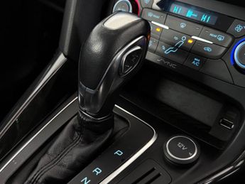 Ford Focus 1.6 Titanium Powershift Euro 6 5dr