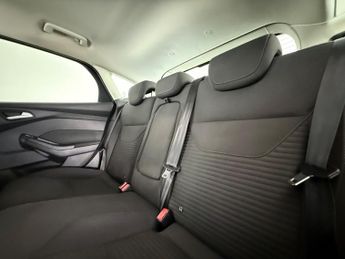 Ford Focus 1.6 Titanium Powershift Euro 6 5dr